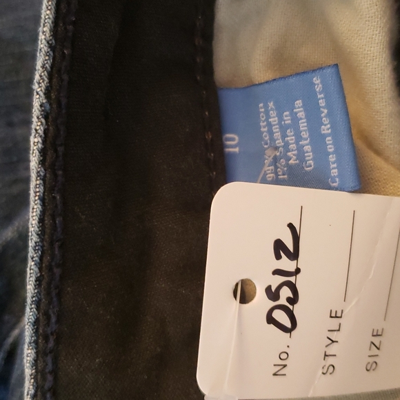 Simply Vera Vera Wang Jeans (0512) - Picture 3 of 7